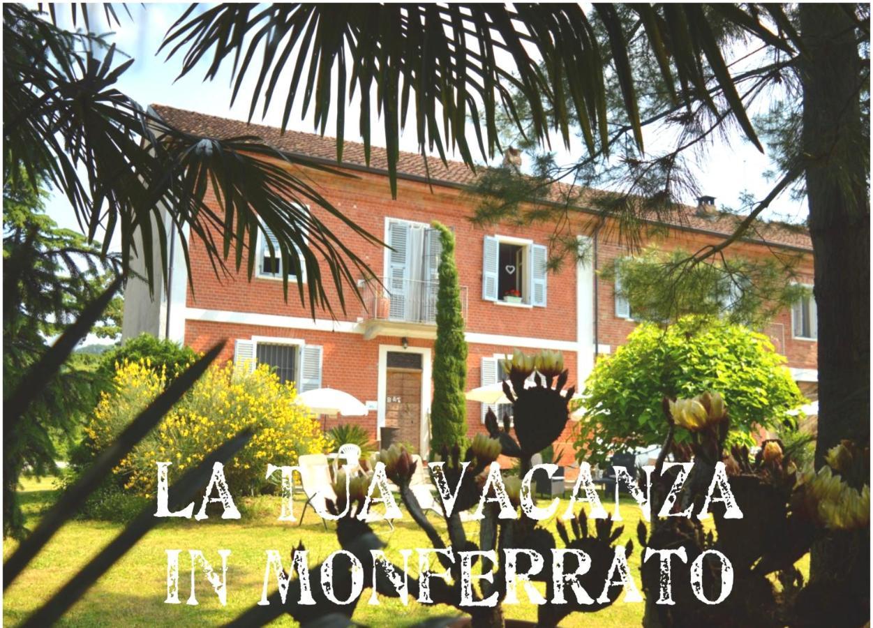 Bed & Tours Dimora Di Campagna Bed & Breakfast Castelnuovo Belbo Exterior photo
