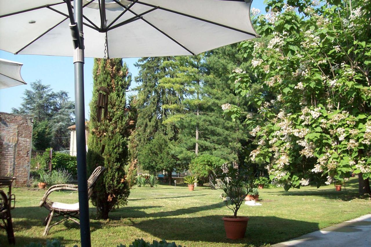 Bed & Tours Dimora Di Campagna Bed & Breakfast Castelnuovo Belbo Exterior photo